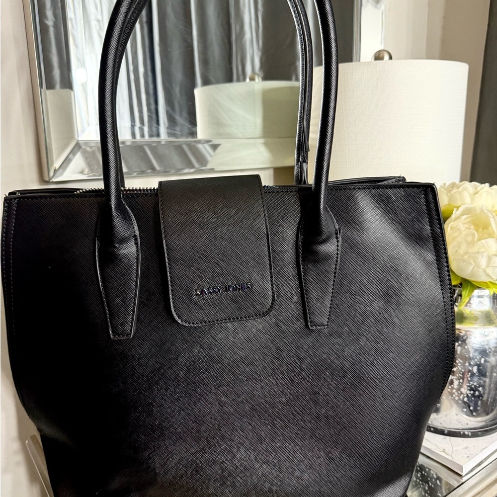 Sassy Jones Black Structured Tote Bag with Professional Aesthetic